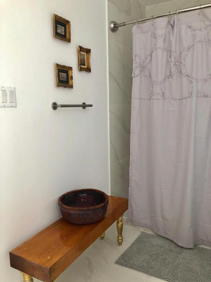 Private Suite Mins From Mia Free Parking マイアミ エクステリア 写真